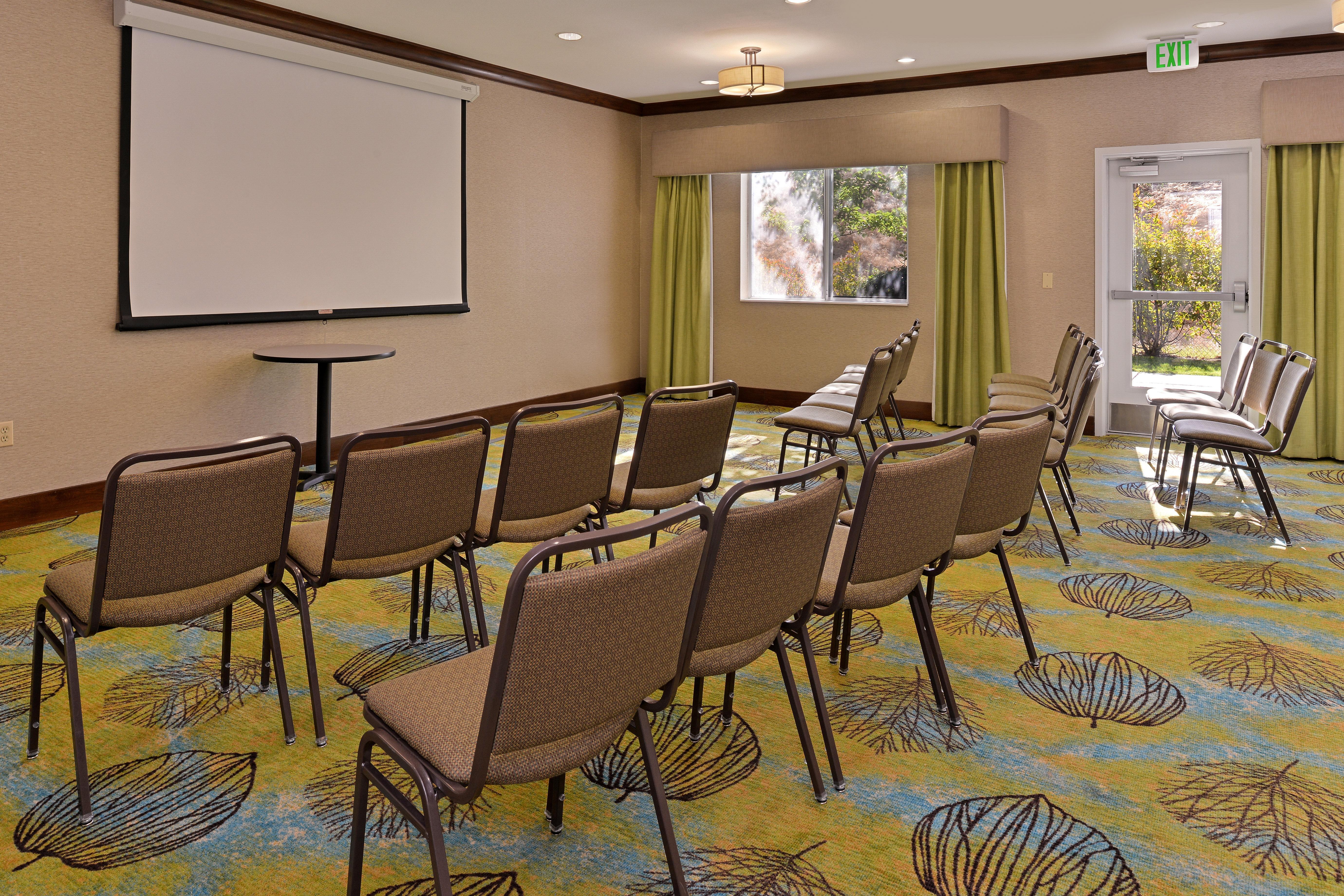 Holiday Inn Express Fresno River Park Highway 41 By Ihg Esterno foto
