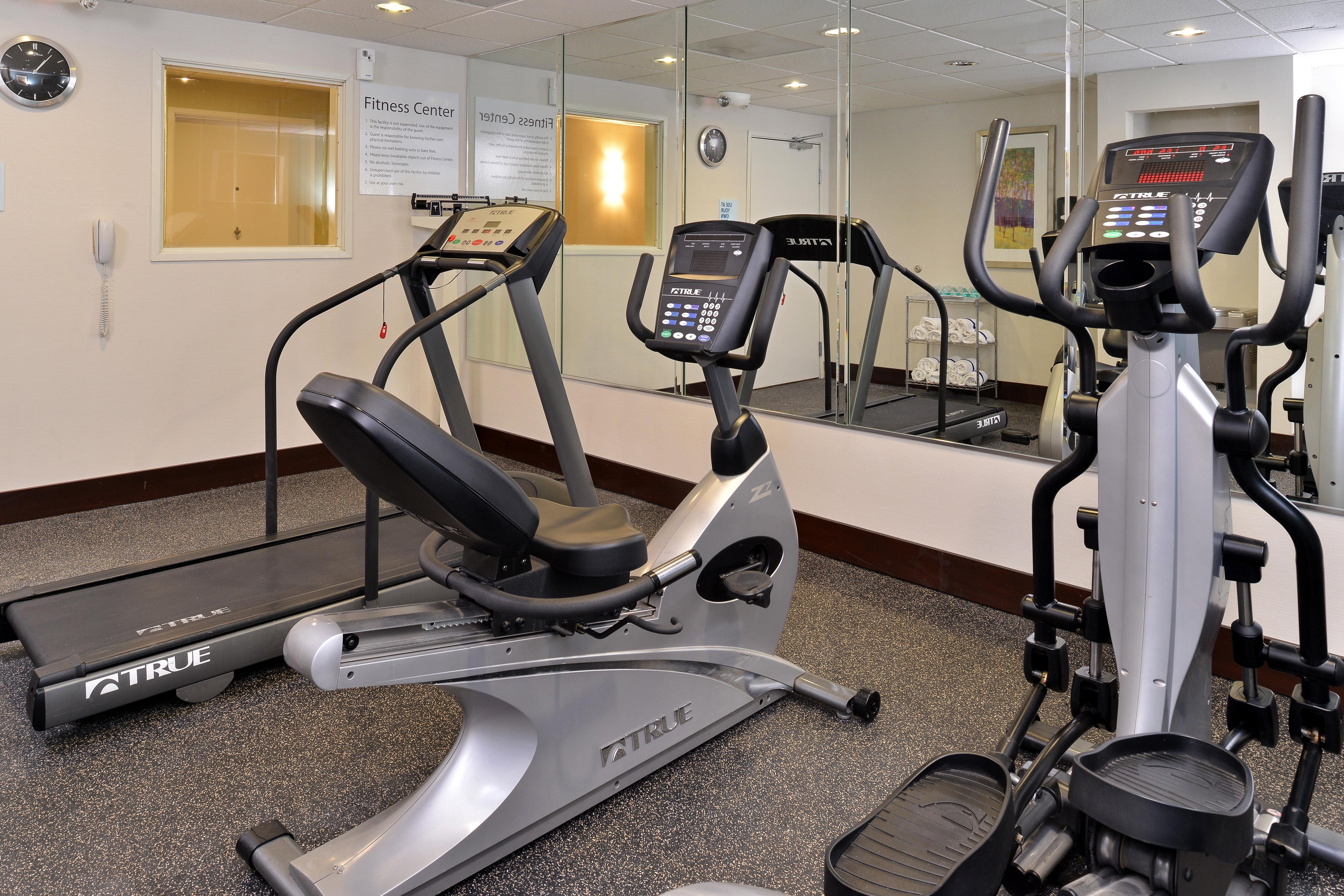 Holiday Inn Express Fresno River Park Highway 41 By Ihg Esterno foto