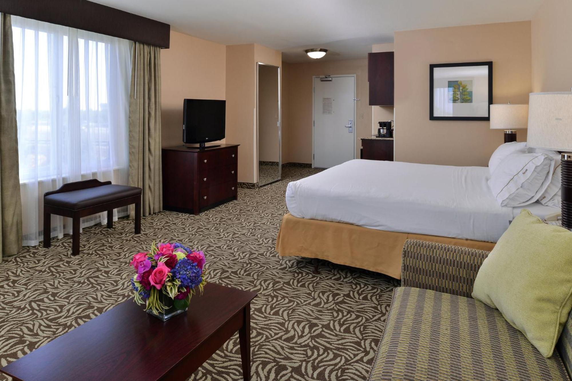 Holiday Inn Express Fresno River Park Highway 41 By Ihg Esterno foto