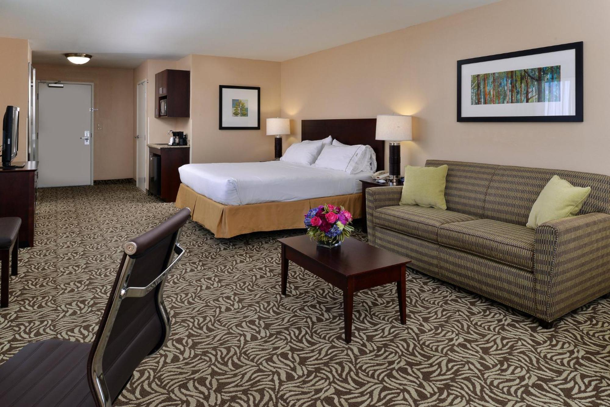 Holiday Inn Express Fresno River Park Highway 41 By Ihg Esterno foto